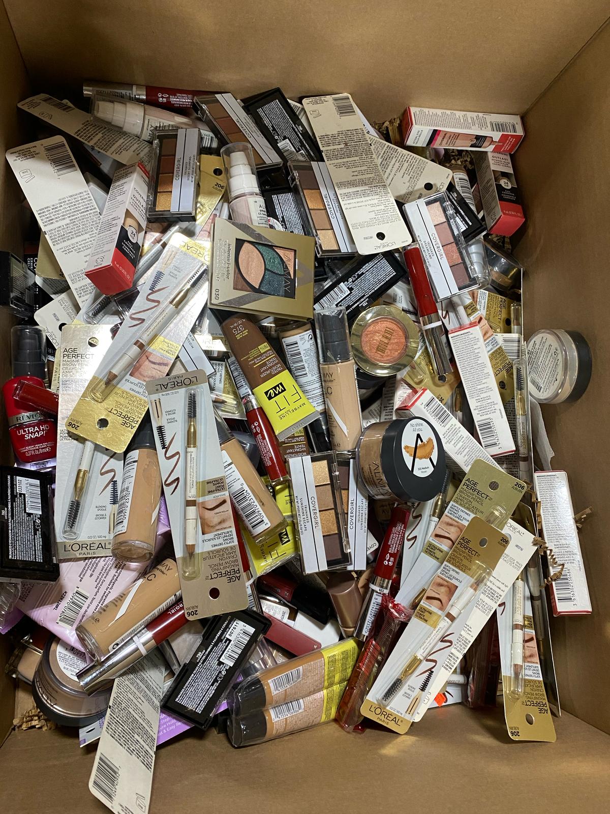 ⭐ Caja de Cósmeticos Premium Surtida marcas TOP - 125 Productos (3.75$/Unidad) ⭐